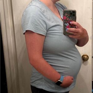 Isabel Maternity Vneck Tee-Large